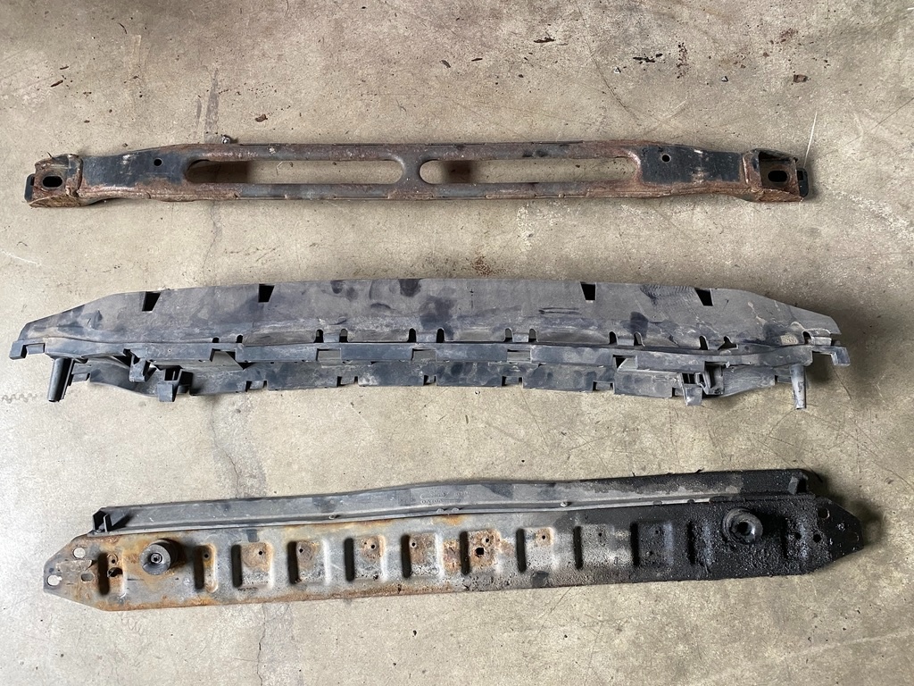 Rozpredam volvo XC60 I 2,4 d4 2008-2016 - 20