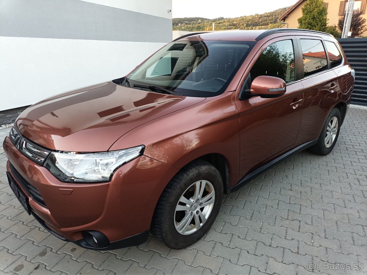 MITSUBISHI OUTLANDER 4x4 - na predaj / na splatky - 20