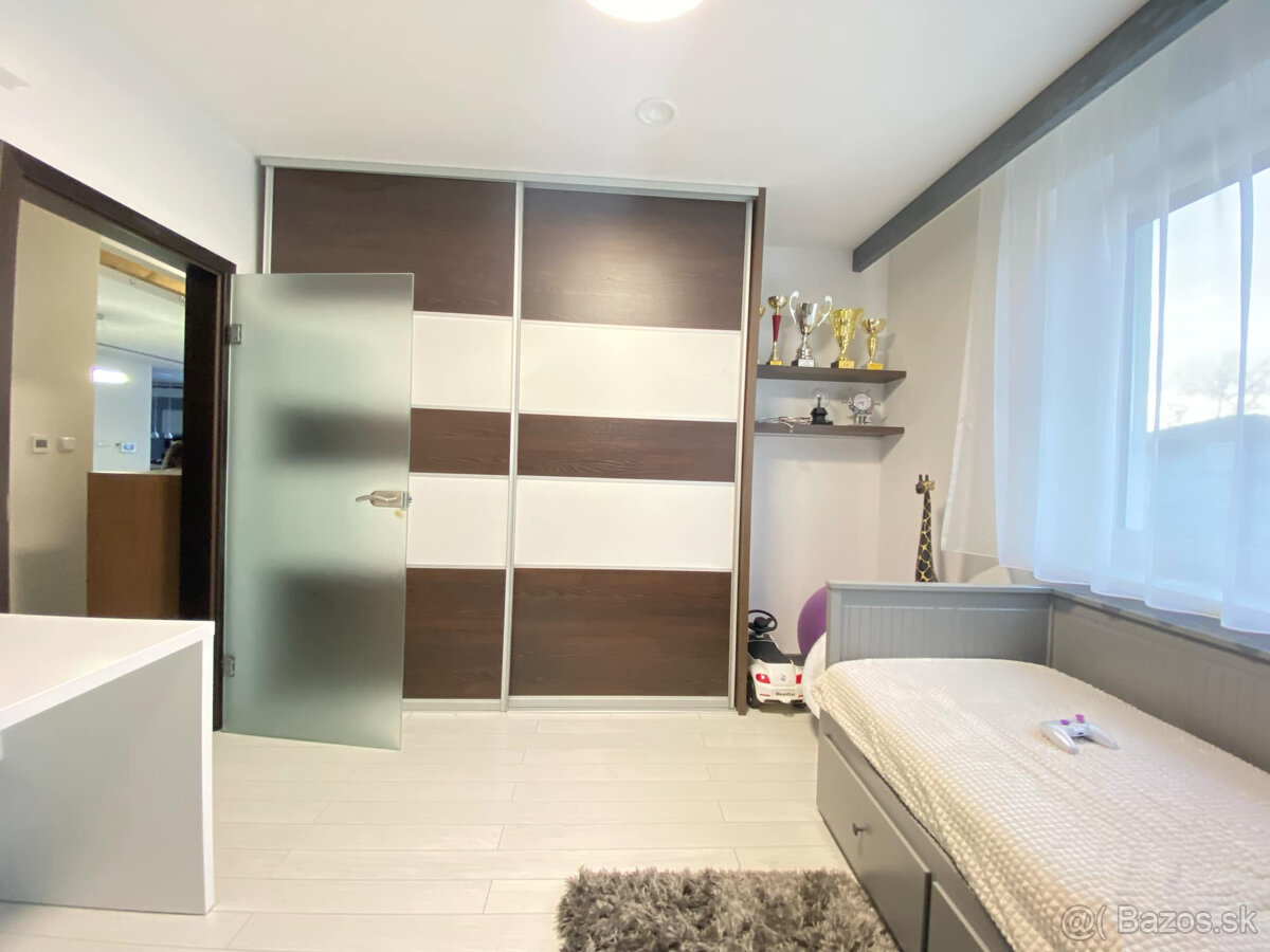 0918197701-307 900,- € NOVÁ CENA Na predaj krásny, štýlo - 20