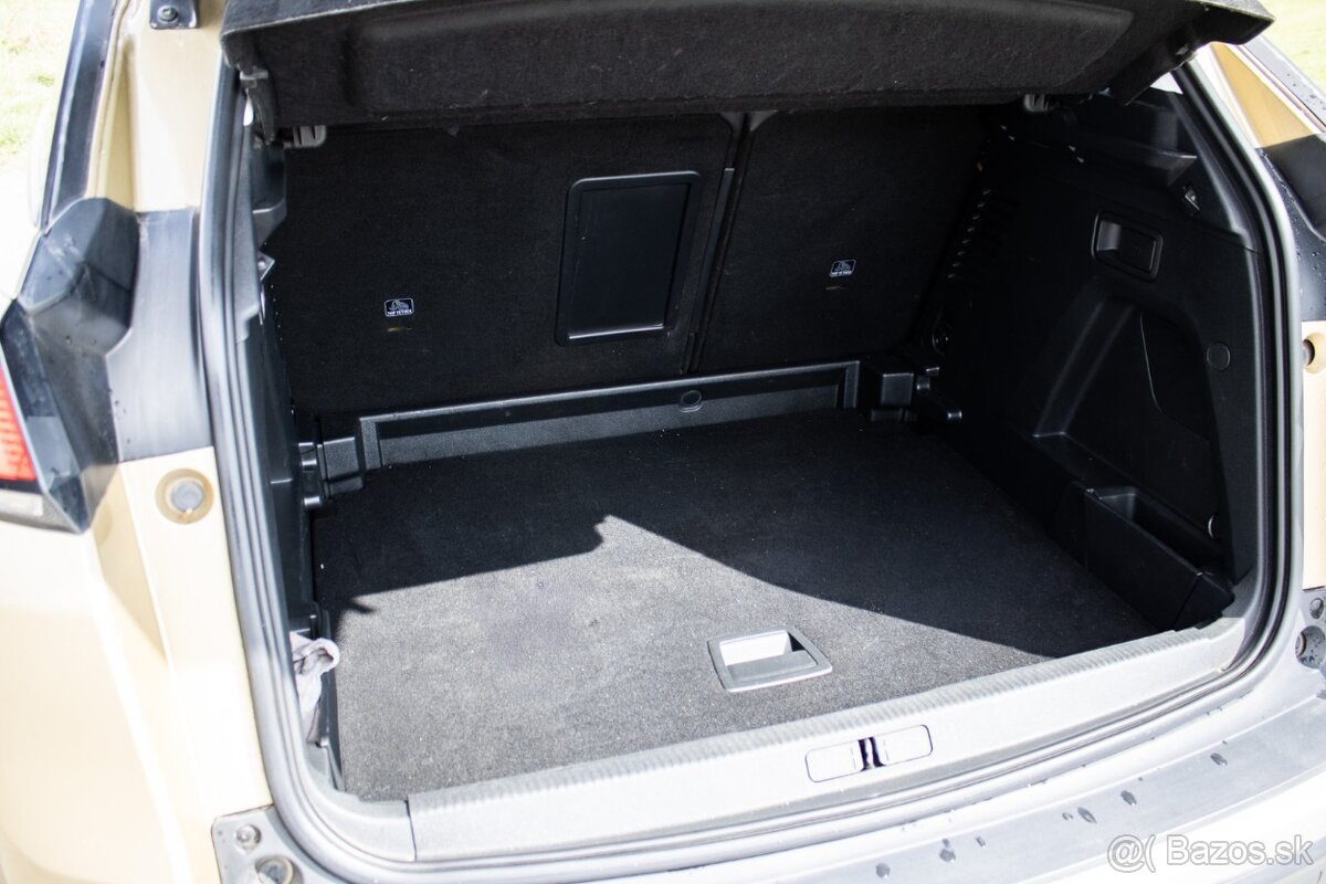 Peugeot 3008 1.2 PureTech 96kW (2017) - 20