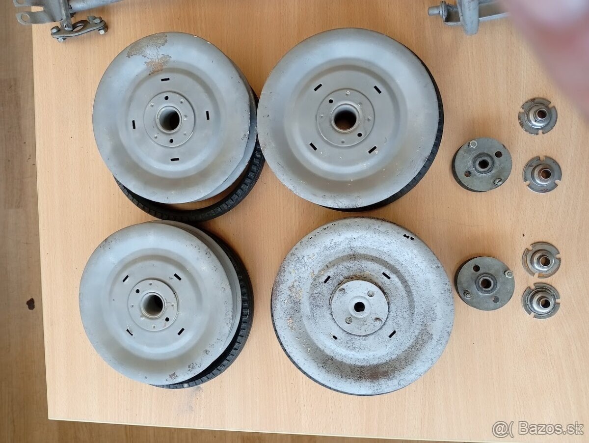 Šlapací Moskvič 403, 407 - 20