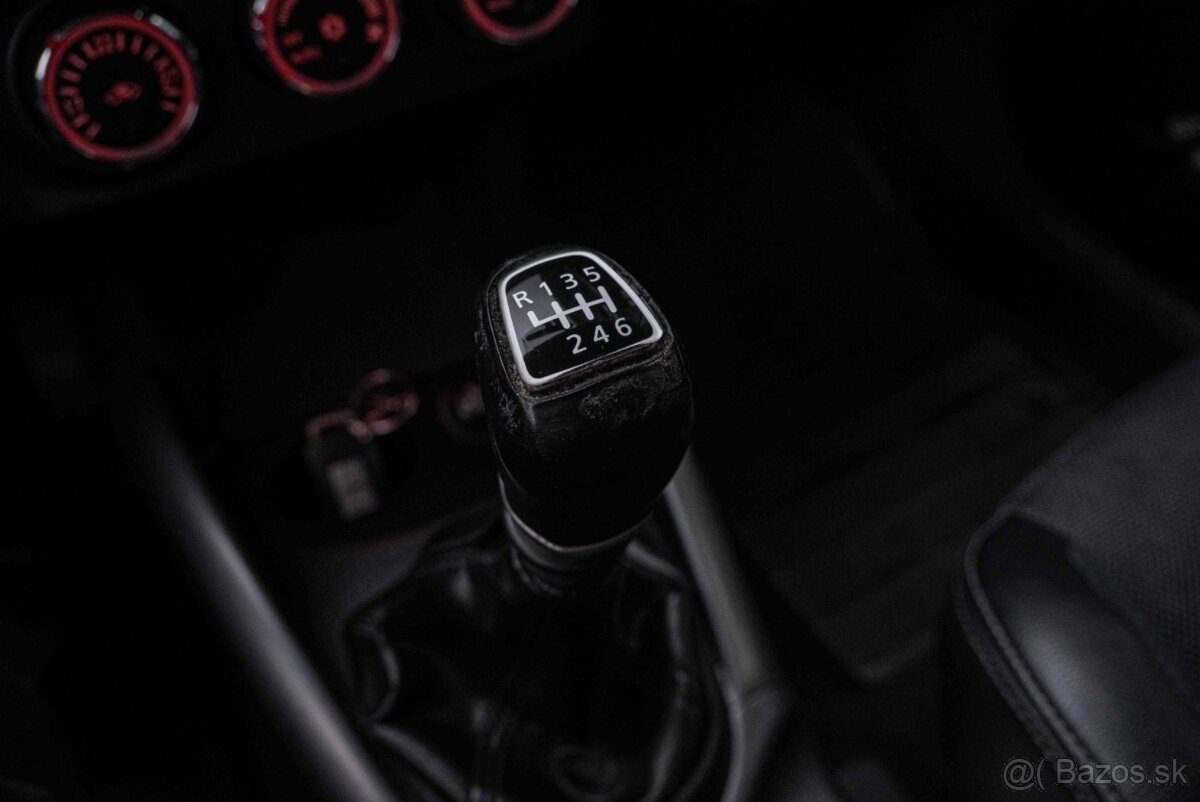 Mitsubishi Outlander 2.2 DI-D - 20