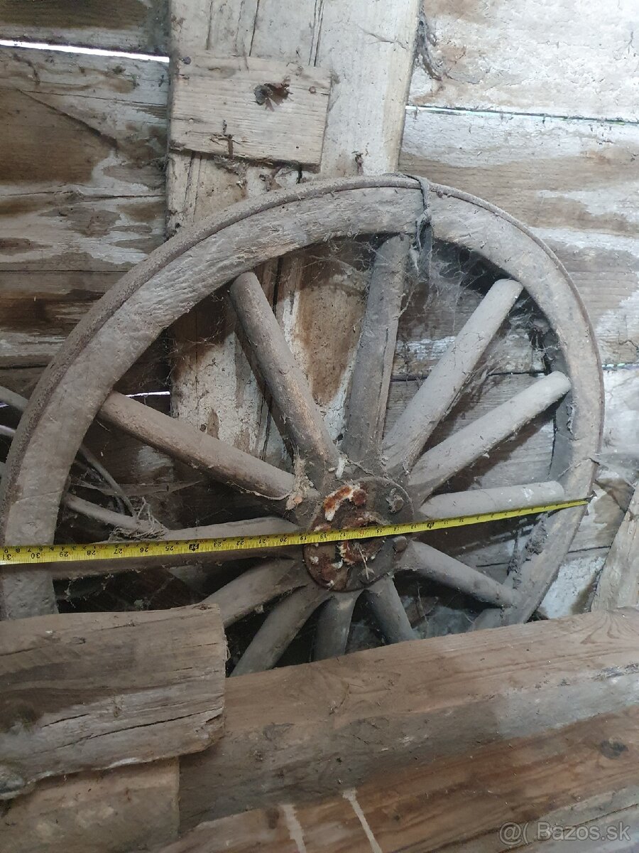 Predam 103 ročné drevene oje z voza z s kovanim z roku 1922. - 20