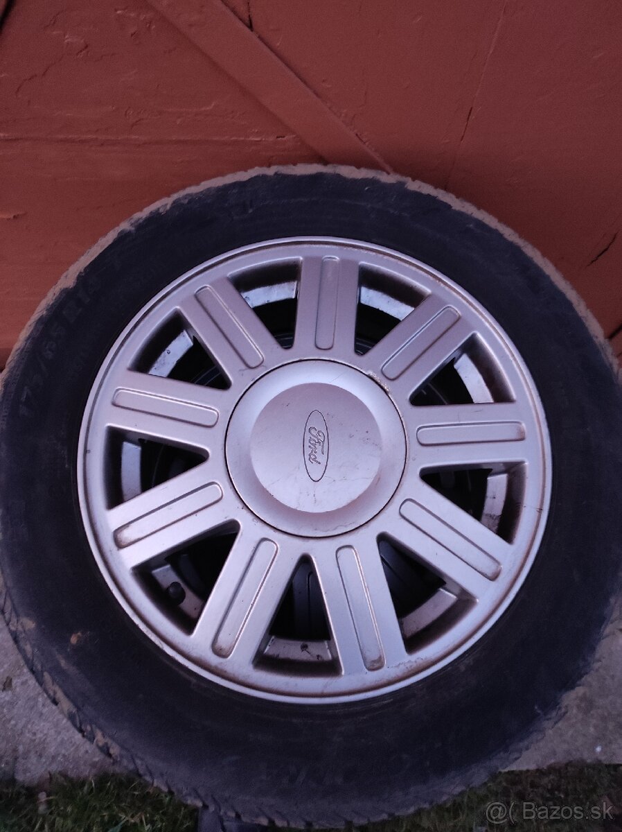 Ford fiesta 1.25 benzín - 20