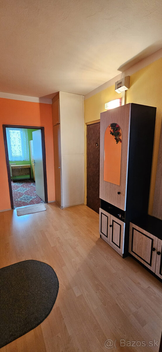 Byt 2+1 s loggiou na sídlisku Západ II, Smižany, okres SNV - 20