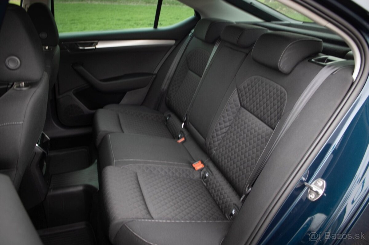 Škoda Superb 2.0 TDI DSG Style / V ZÁRUKE / - 20