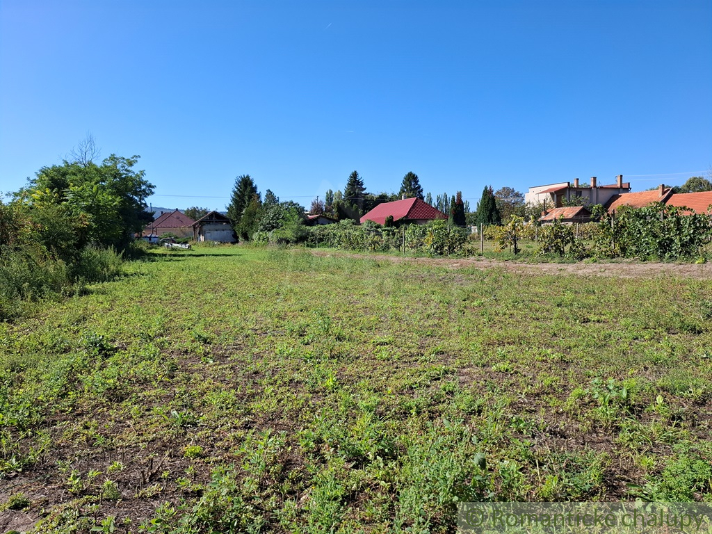 Pozemok s pôvodným domom na výstavbu rodinného domu v podu - 20