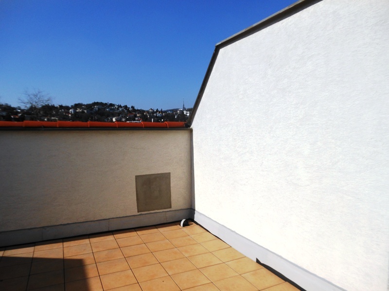 1i. byt 45m aj s TERASOU, 4/5p., Zámocká ul., extra GP - 20