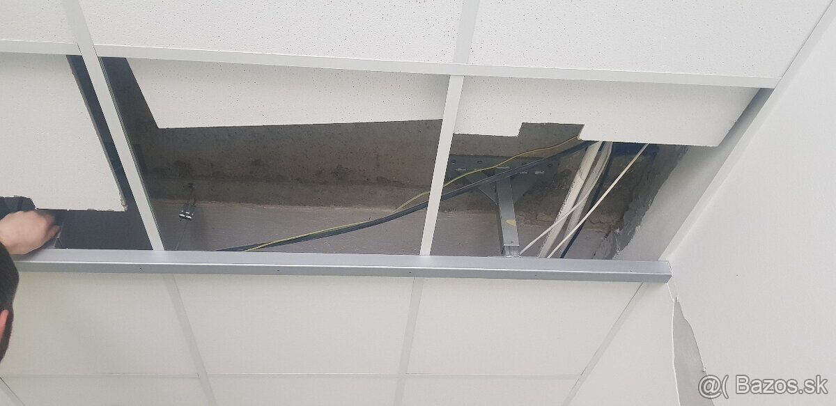 Predám Veĺkú Sklenenú Stenu v Tvare L. - 20