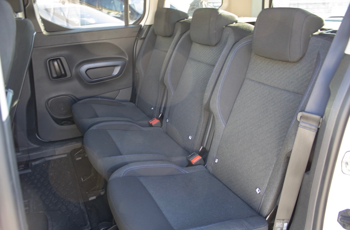 Peugeot Rifter 1.2 PureTech 81 kW – po 1. majiteľovi - 20