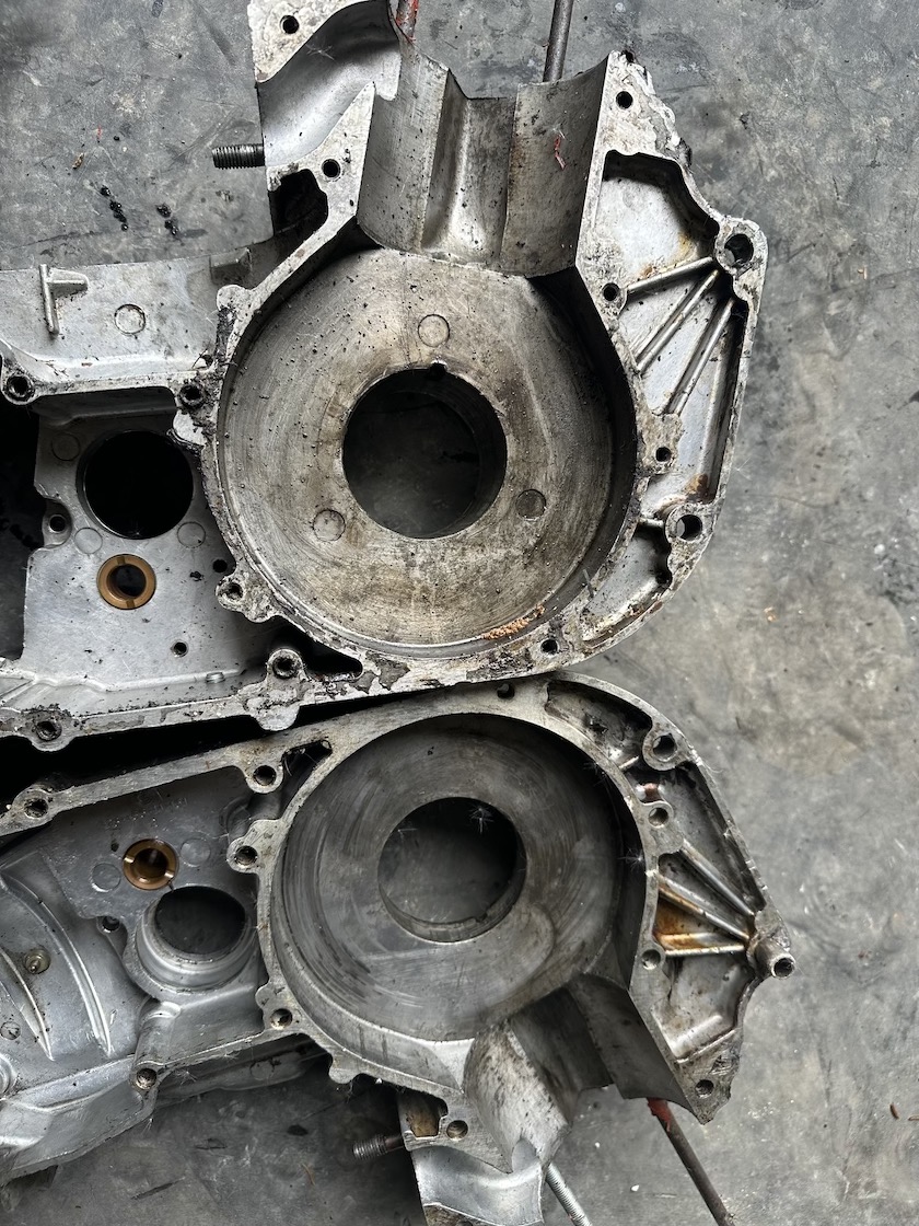 Predám DIELY motora ČZ 250/455 - 20