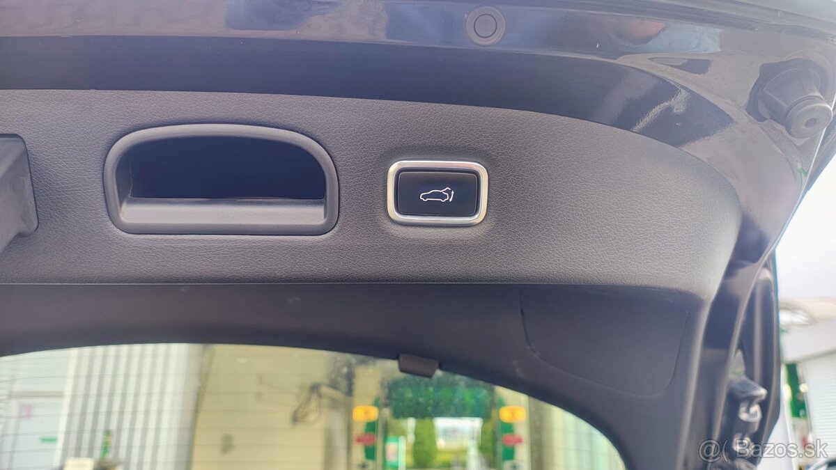 Kia Stinger 3.3 V6 biturbo 4x4 370koni - 20