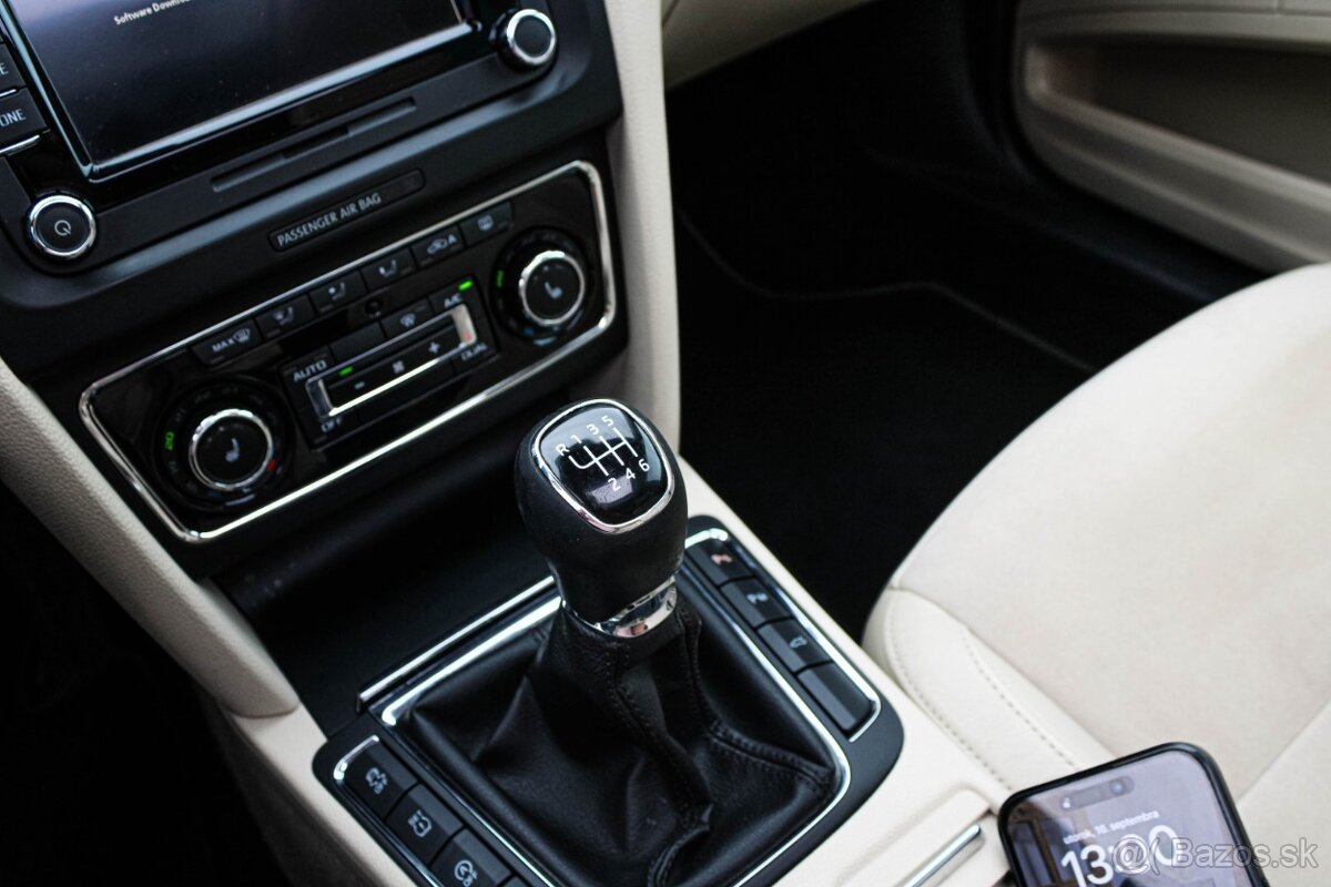 Škoda Superb Combi 2.0 TDI CR Business - 20