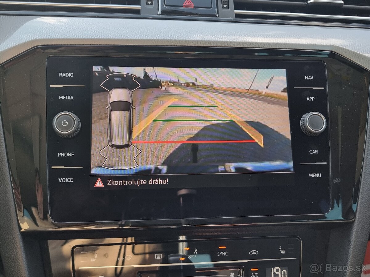 Volkswagen Passat Variant 2.0TDI Elegance DSG za 17.490 € - 20