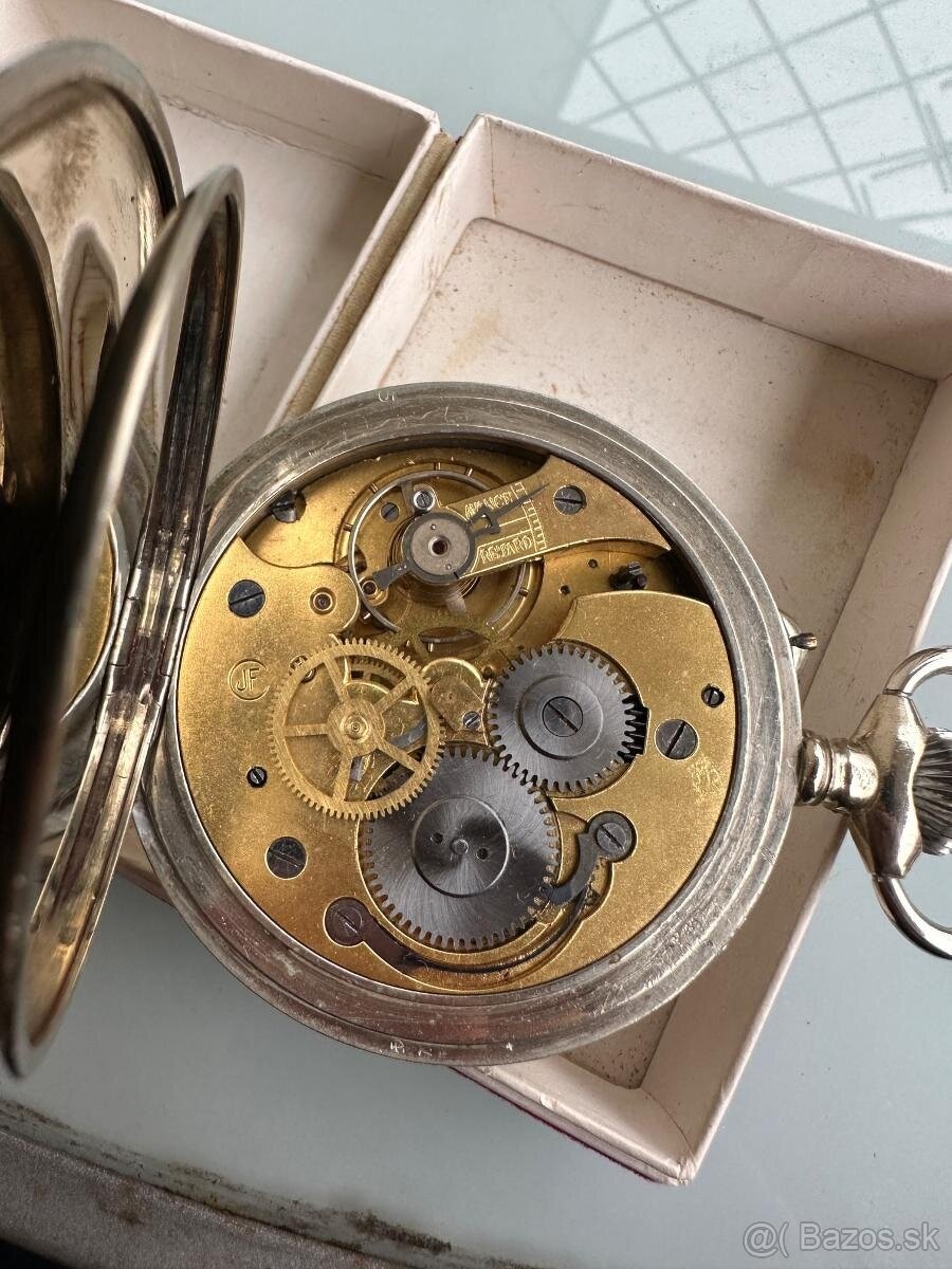 Velmi zajímavé a moc pěkné masivní kapesní hodinky COLOMBOP - 20