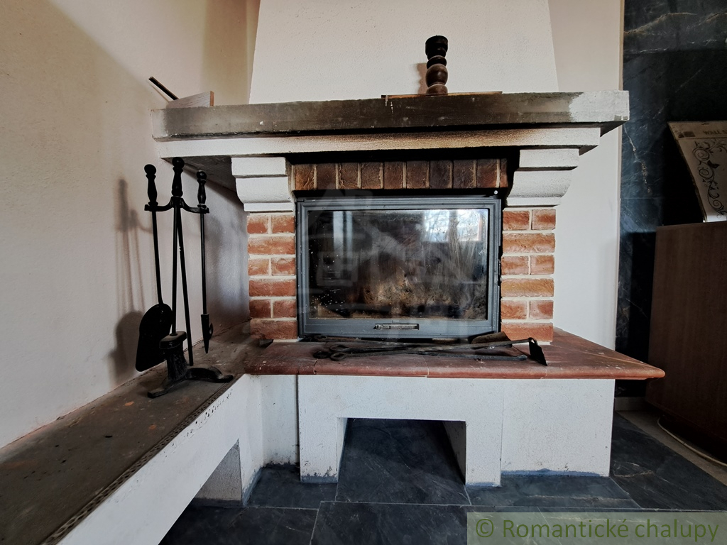 Dom v krásnej obci Podhorany s lesným prostredím, pozemok - 20