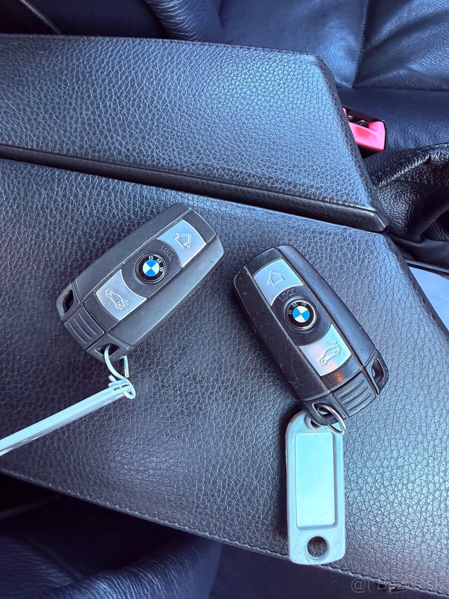 BMW Rad 5 525 xi - 20