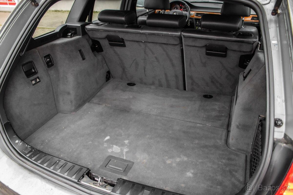 BMW Rad 3 Touring 325i E91 xDrive LCI, 160kW, M6 - 20