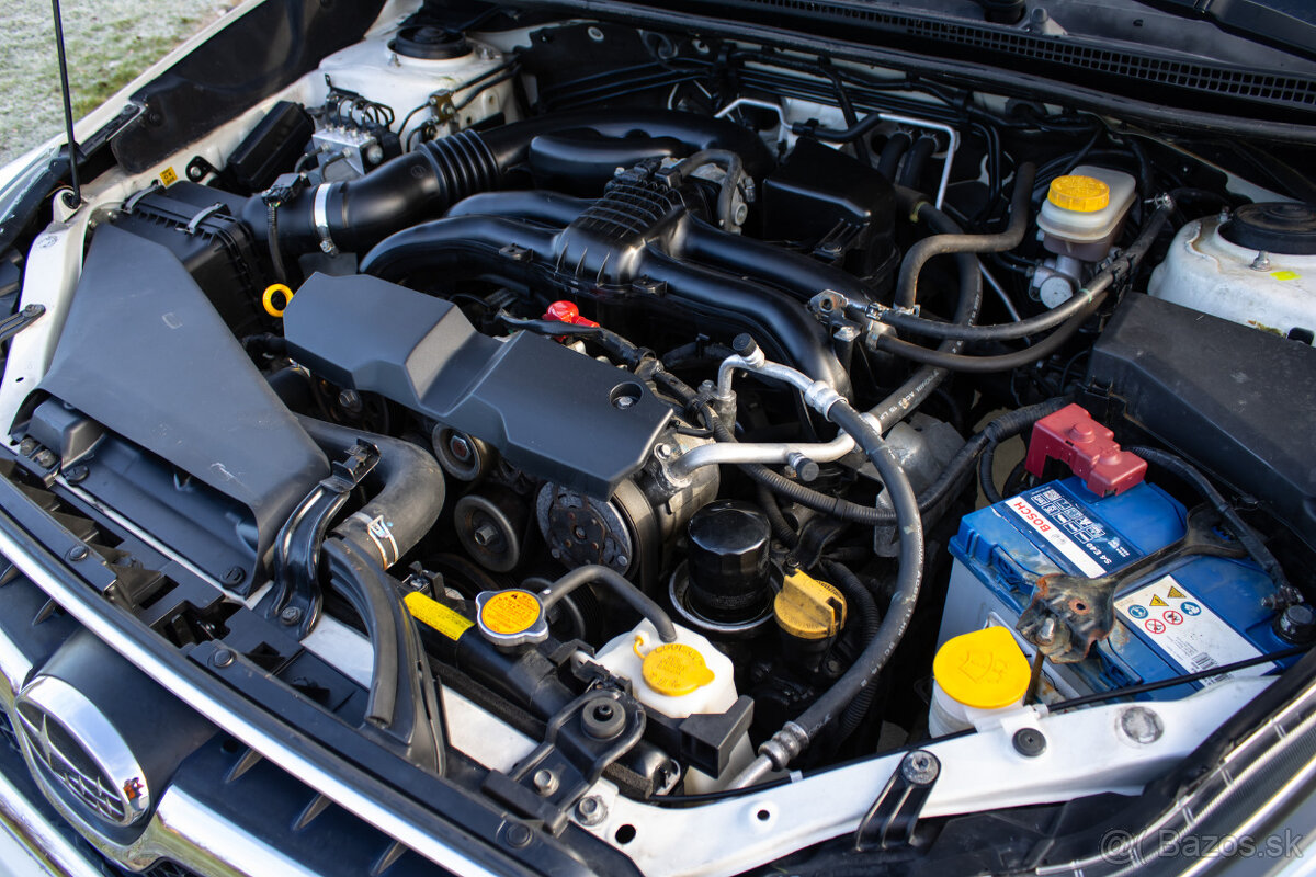 Subaru XV 2.0i Exclusive benzín 4x4 automat - 20