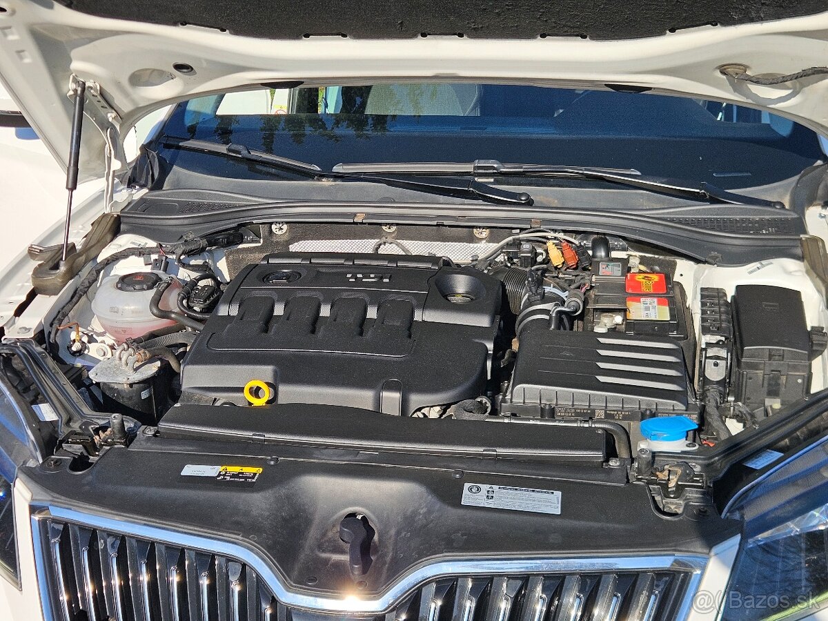 Škoda Superb Combi 2.0 TDI Ambition DSG - 20