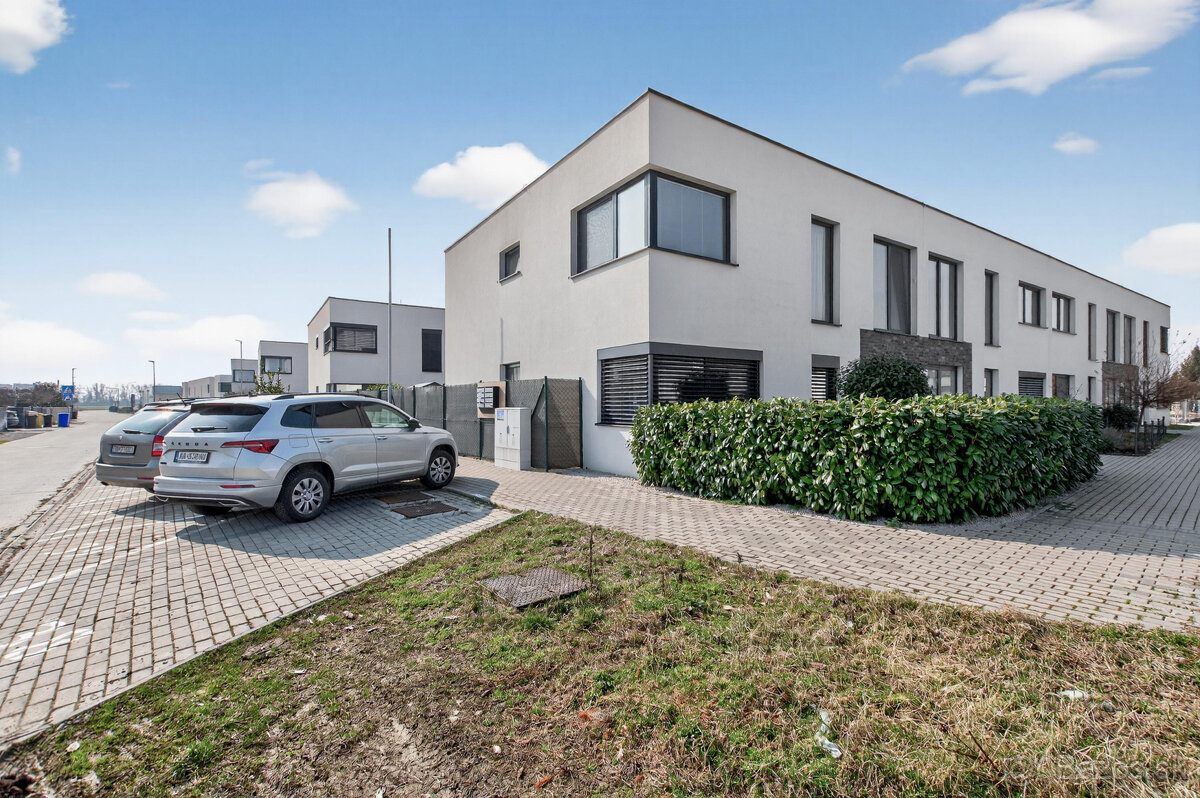 3 izbový byt v obľúbenom projekte Lastovičky Nová Dedinka, n - 20