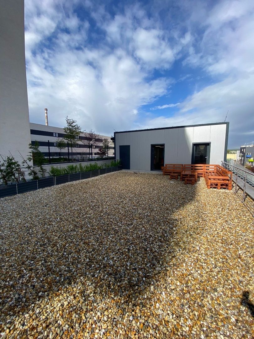 Novostavba kancelárskych priestorov na prenájom - ul. Úderní - 20