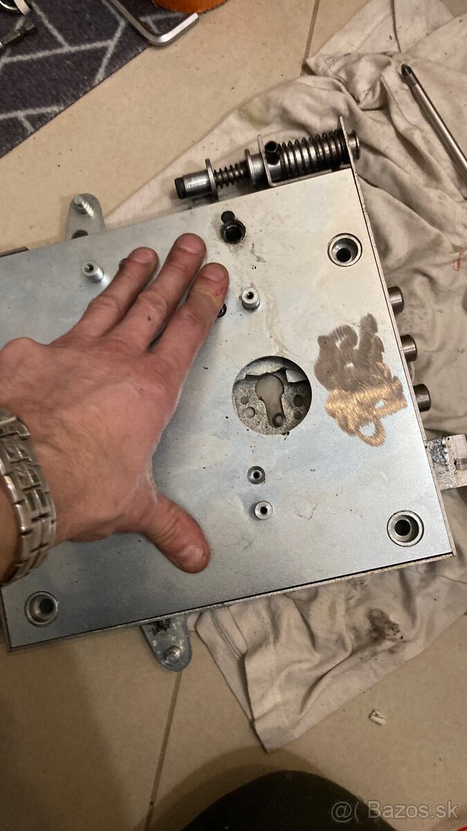 montáž dverí, podlahy, servis - 20