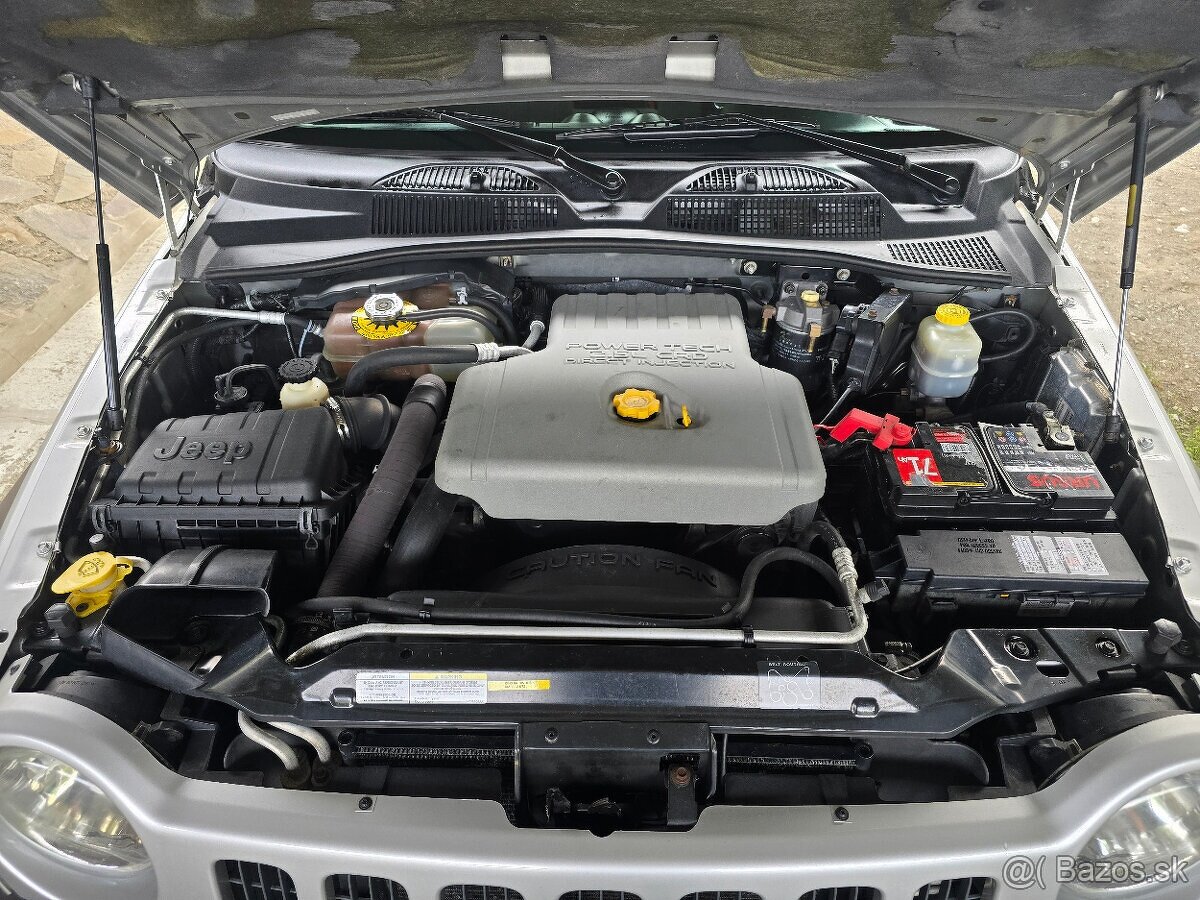 Jeep Cherokee 2,5CRD SPORT // MANUAL // BEZ KOROZIE / - 20