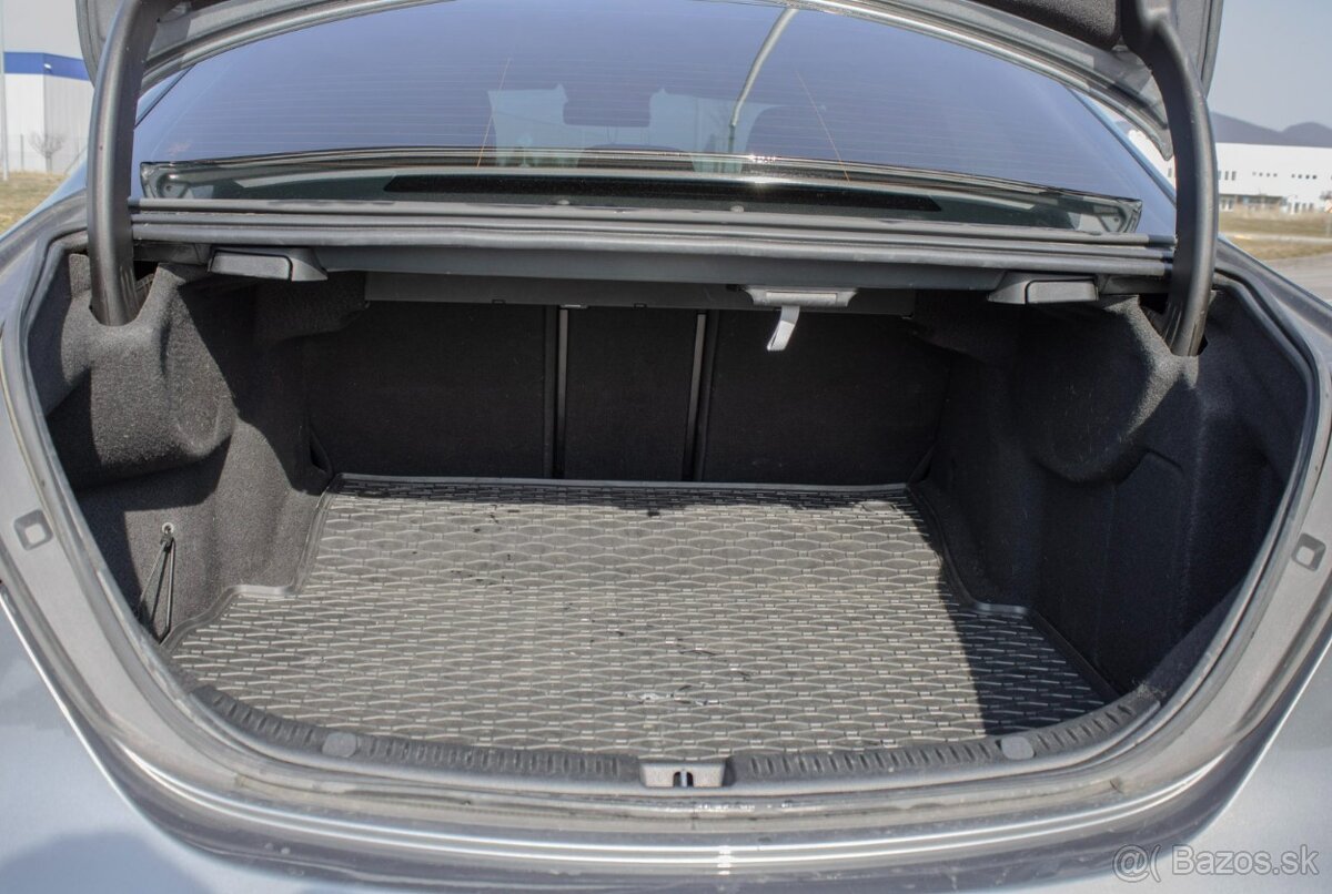Mercedes-Benz E trieda Sedan, UŽ OD 522 € - 20