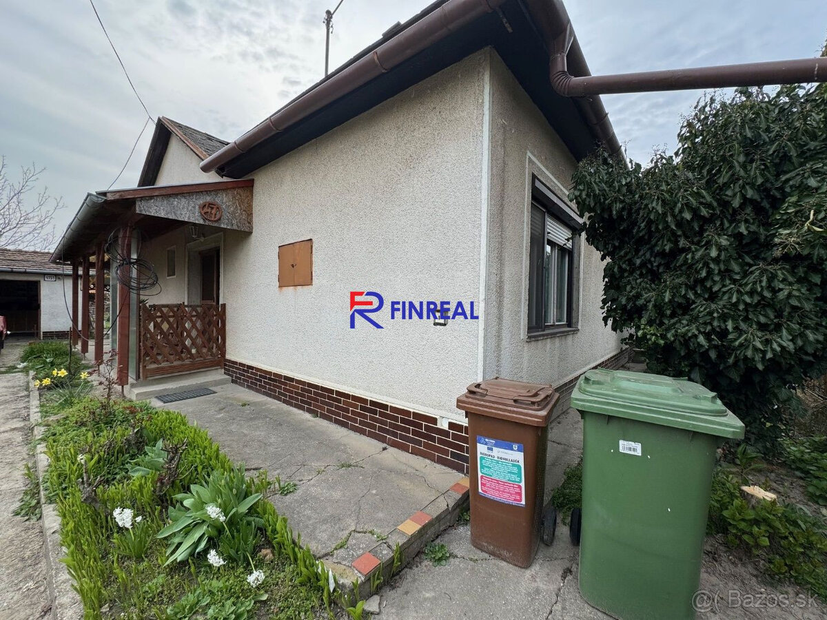 FINREAL s.r.o. ponúka rodinný dom v Kolárove  - 20