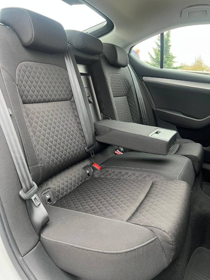 Škoda Superb 2.0 TDI SCR Ambition 4x4 DSG - 20