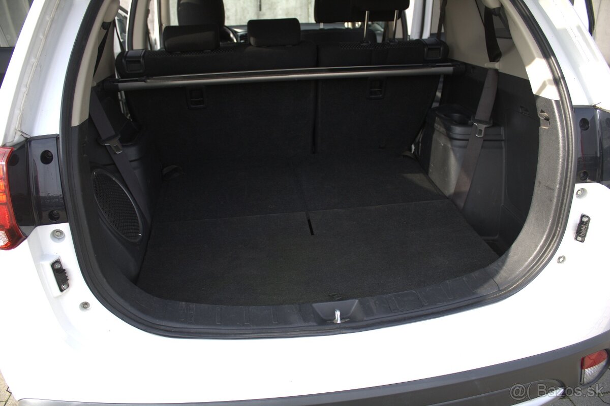 Mitsubishi Outlander 2.2 DI-D Intense+, 150k, 7 miestny - 20