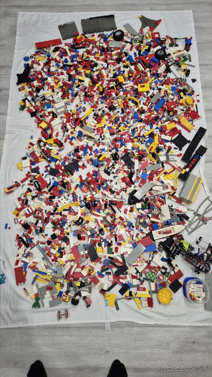 LEGO MIX 30 kg + návody, 9V VLAKY, Aquanauts a iné... - 20