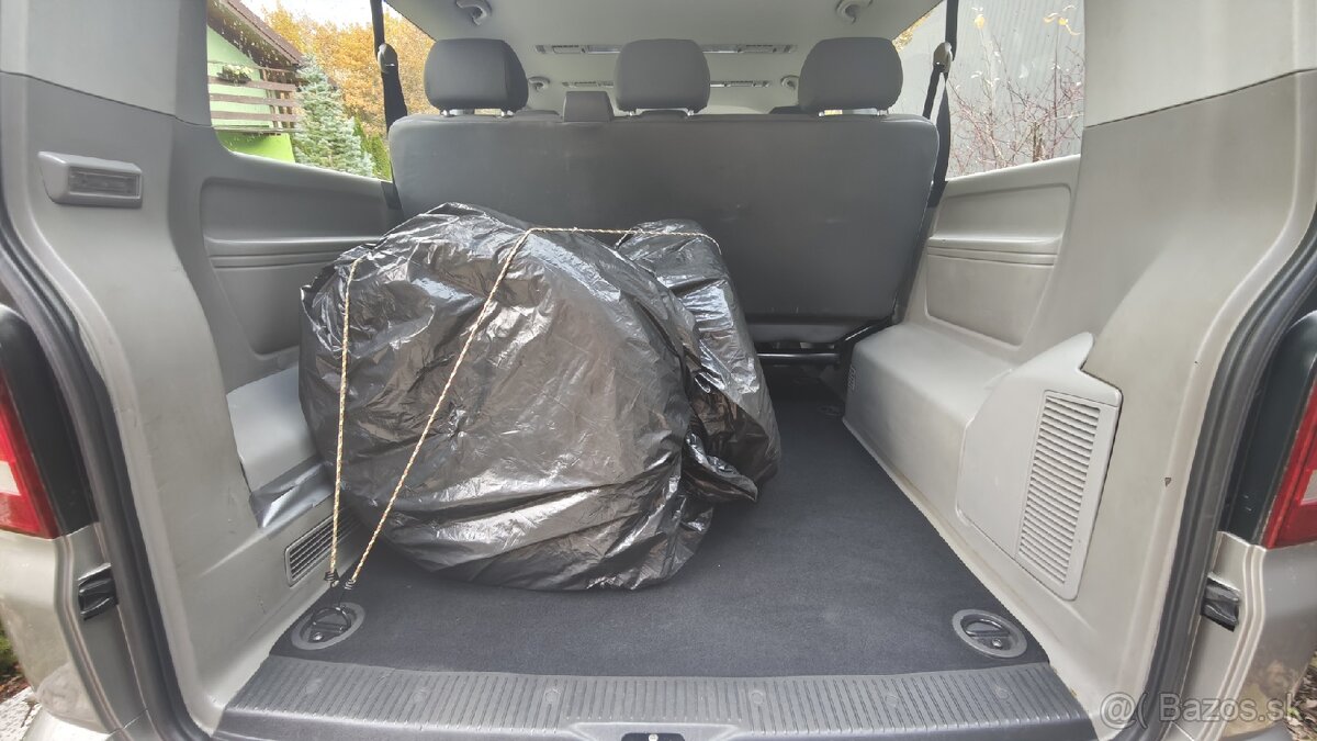 Volkswagen T5.1 Caravelle 2.0 TDi Long 9-miest - 20