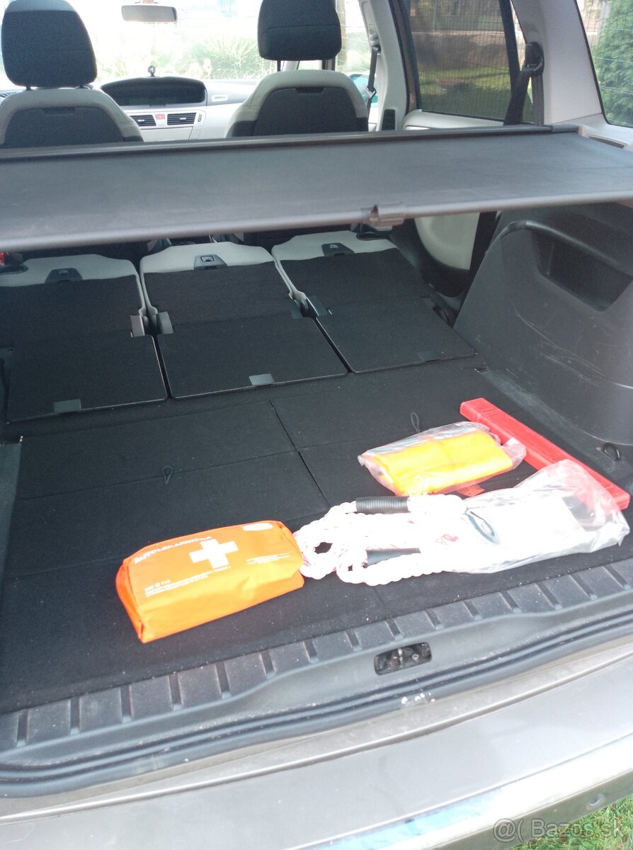 Citroen C4 Grand Picasso 2.0HDI - 20
