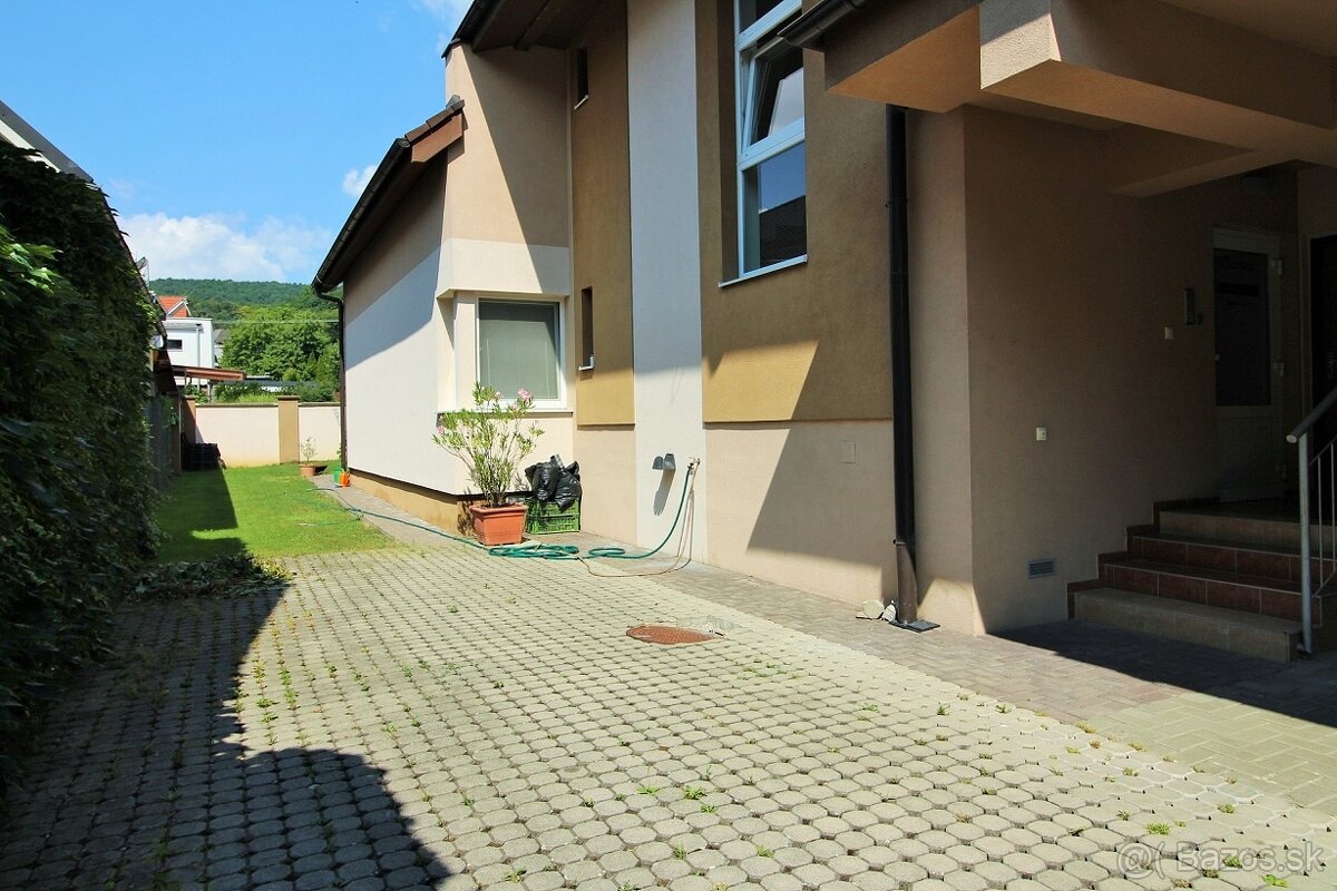 3 izbový apartmánový byt s terasou a s parkovaním, Bojnice - 20