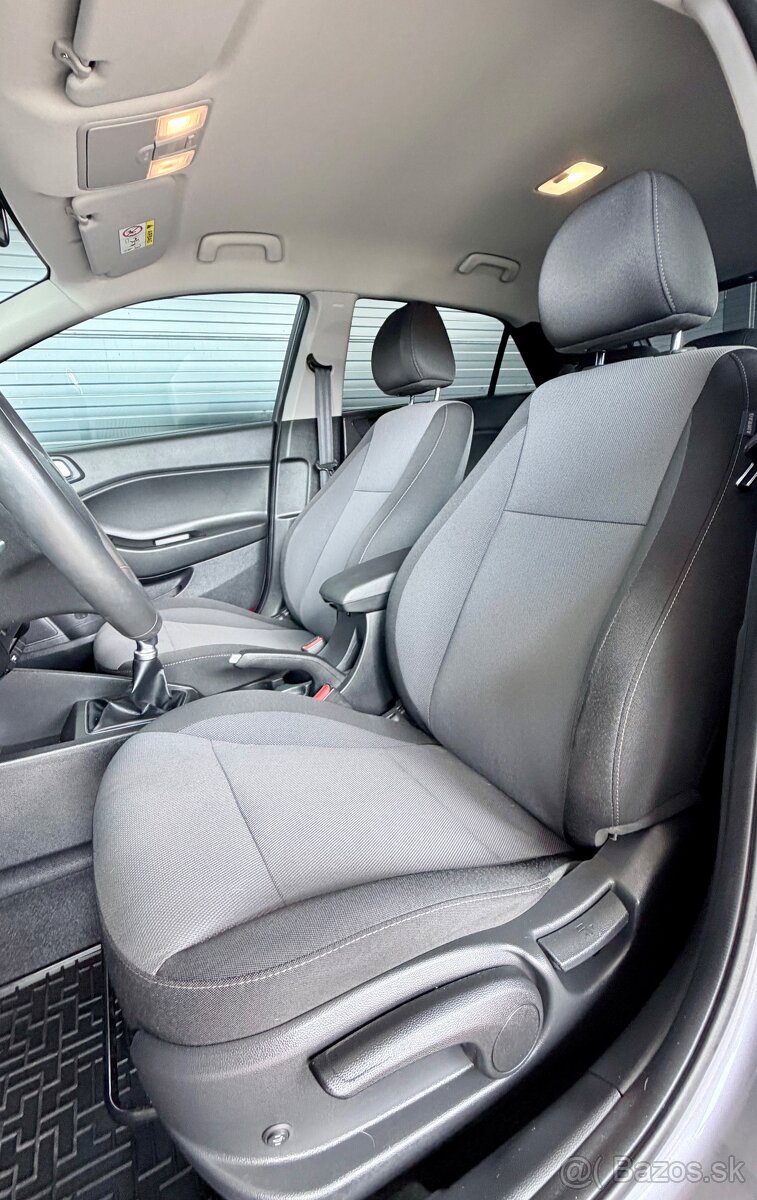 ⭐ Hyundai i20 1.2i Style ⭐ - 20