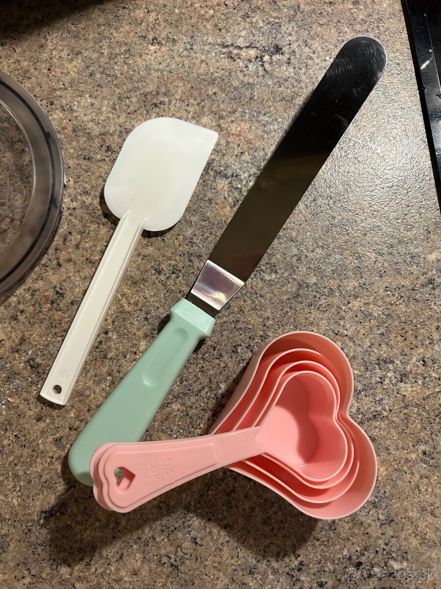 Kuchynský robot - 20