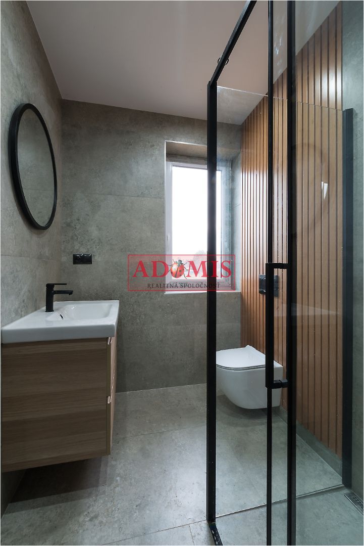 ADOMIS - predám 5-izbový bungalov1, 123m2,Ortáše 607m2, iba - 20