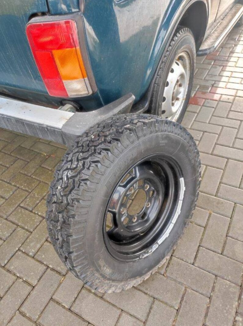 Lada Niva 61kW (2015) - 20