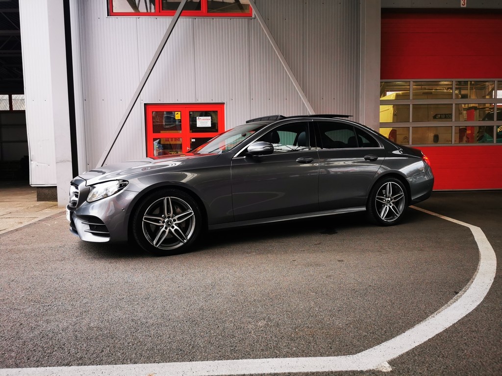 Mercedes Benz E 220d 9G-Tronic AMG Line - 20