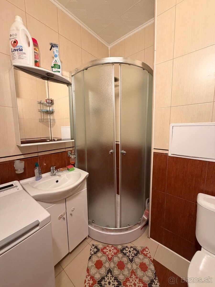 Na prenájom 2 izbový byt - 20