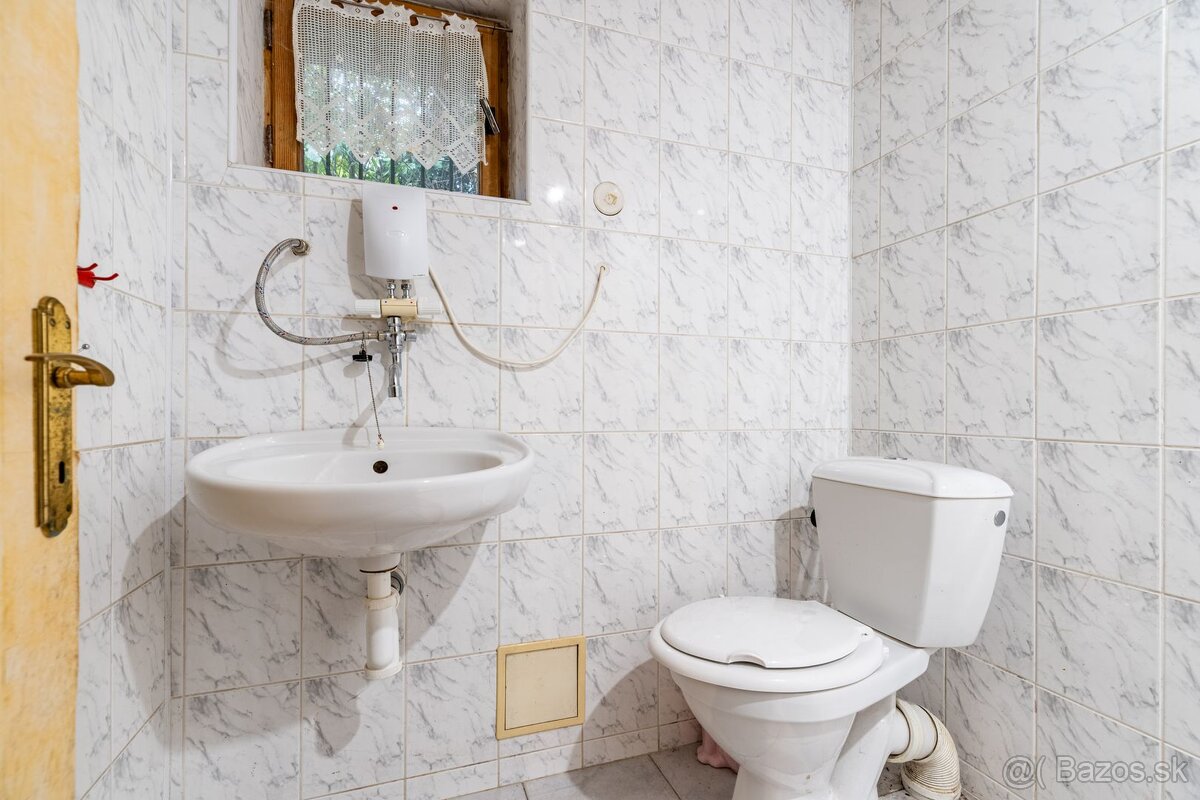 REZERVOVANÝ 200 ROČNÝ RODINNÝ DOM V MESTE VRANOV NAD TOPĽOU - 20