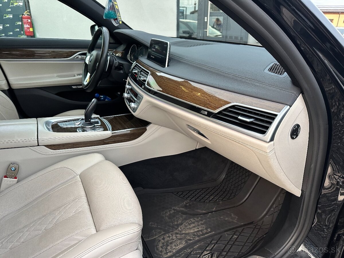 BMW Rad 7 740d xDrive A/T - 20