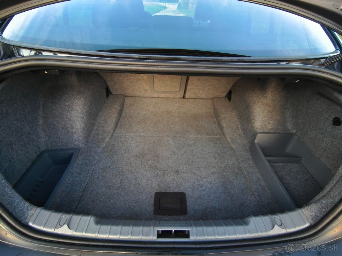 BMW 318d E90 • 2008 • 233tis km • 105 kW - 20