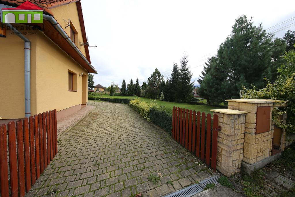 Rodinný dom po kvalitnej rekonštrukcii, Dúbrava - 20