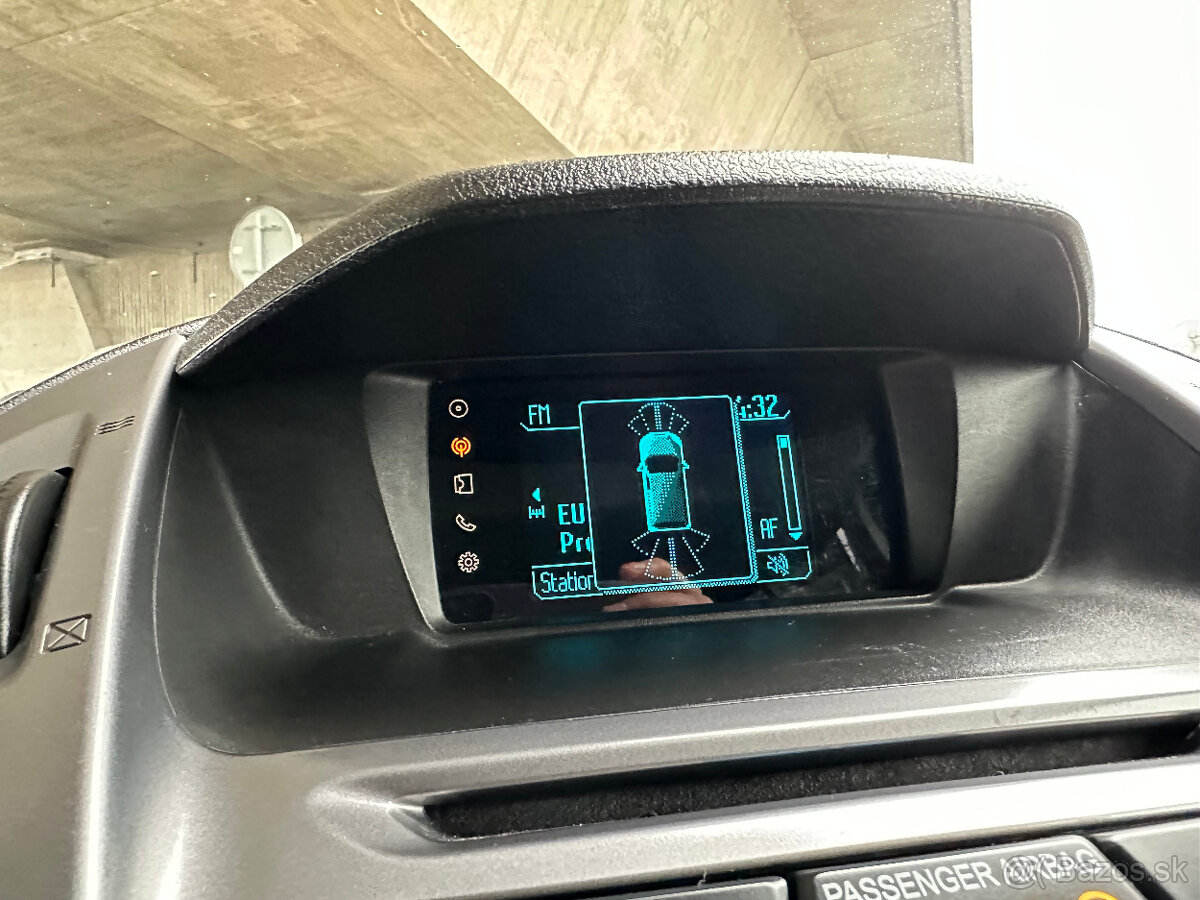 Ford Tourneo Connect Grand 1.6 TDCi Titanium 7-miestne - 20