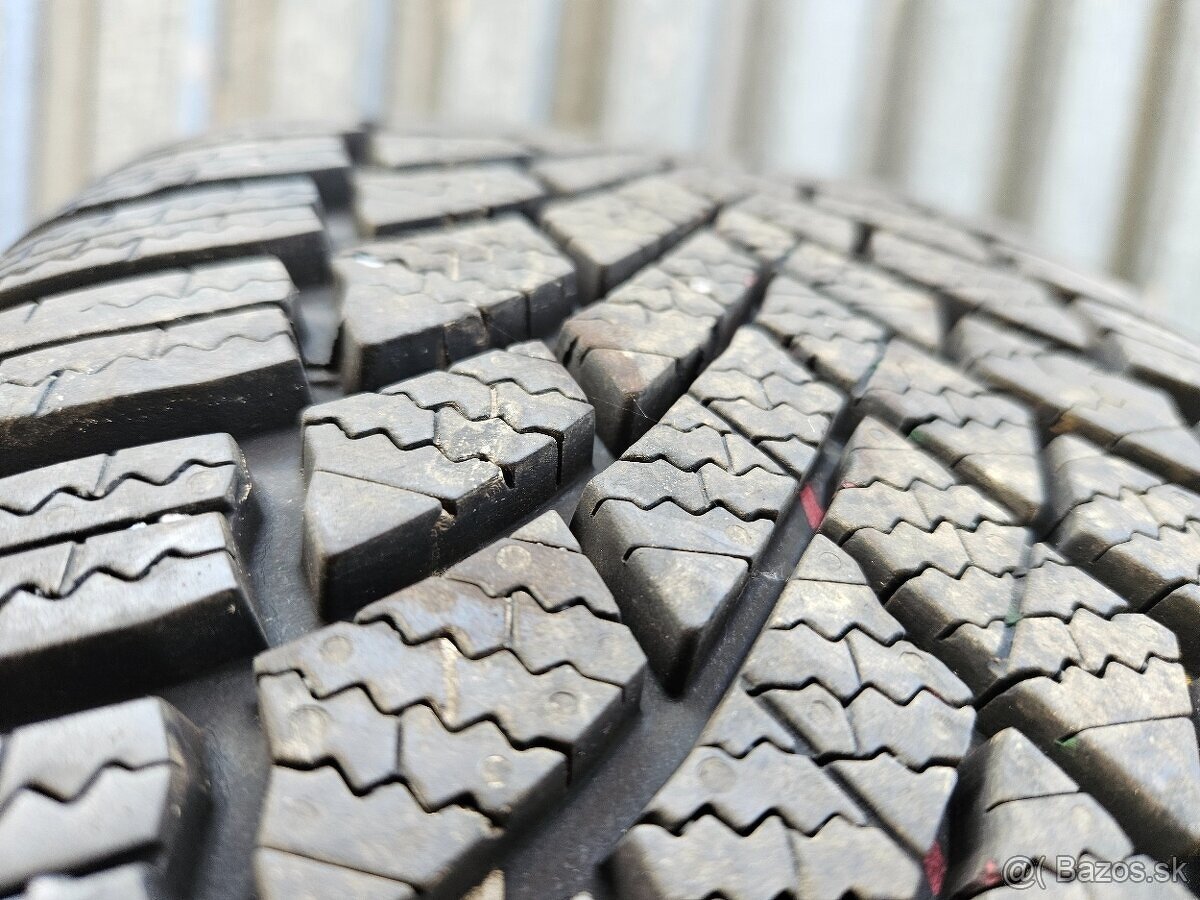 Originálna zimná sada VW - 5x112 r17 + 205/50 r17 93H - 20