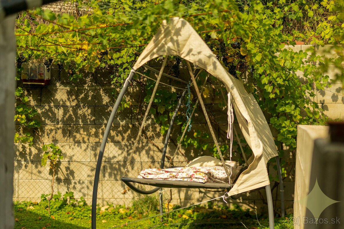 Pokoj vidieka, výhody mesta – Rodinný dom v Novej Bani na pr - 20