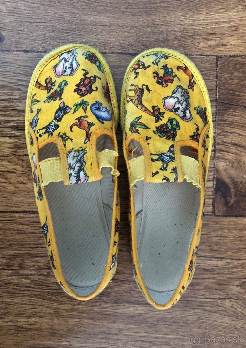 Detská obuv, sandále, veľ. 33, 32, 31, 28, 26, 25, 23, 22 - 20